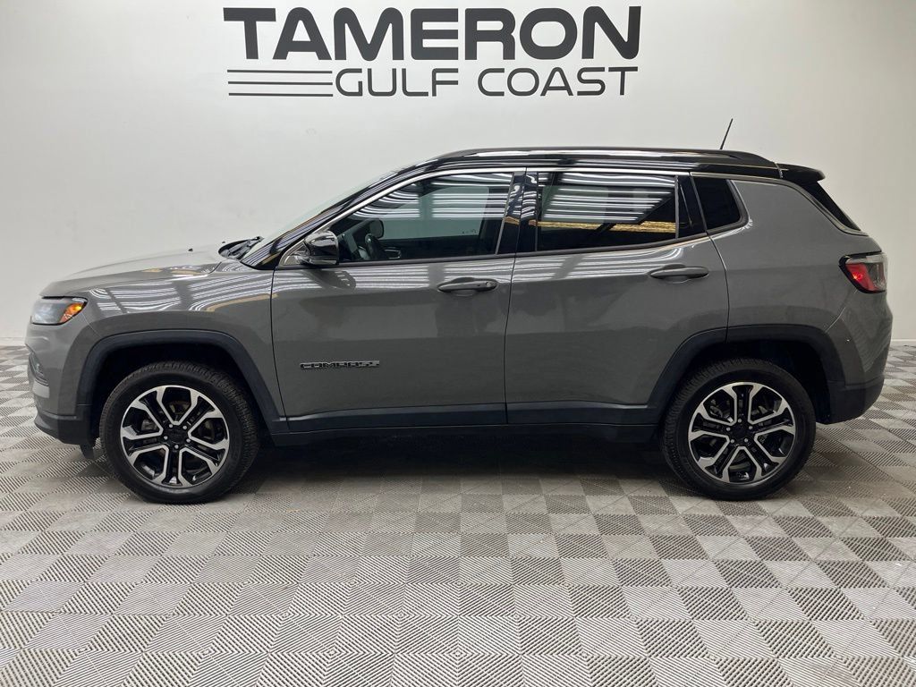 Used 2022 Jeep Compass Limited AWD/4WD image 6