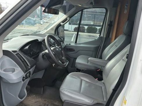 Used 2017 Ford Transit 250 130 Medium Roof image 9