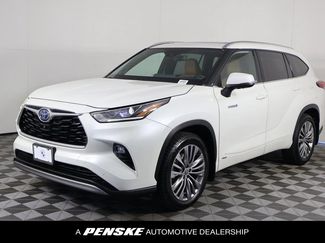 Used 2020 Toyota Highlander Platinum AWD/4WD video 1