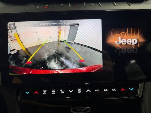 New 2026 Jeep Grand Cherokee L Limited AWD/4WD image 18