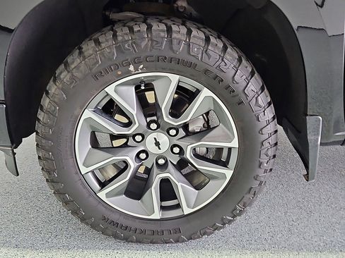 Used 2023 Chevrolet Silverado 1500 RST w/ Convenience Package II AWD/4WD image 11