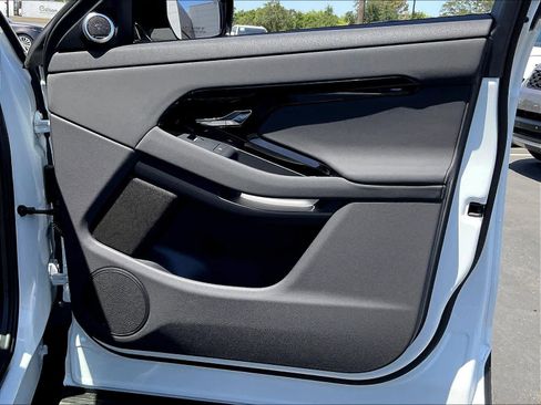 New 2026 Land Rover Range Rover Evoque S image 30