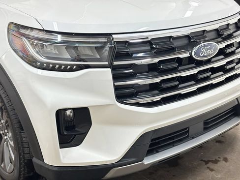 Used 2026 Ford Explorer Active w/ Active Comfort Package AWD/4WD image 15