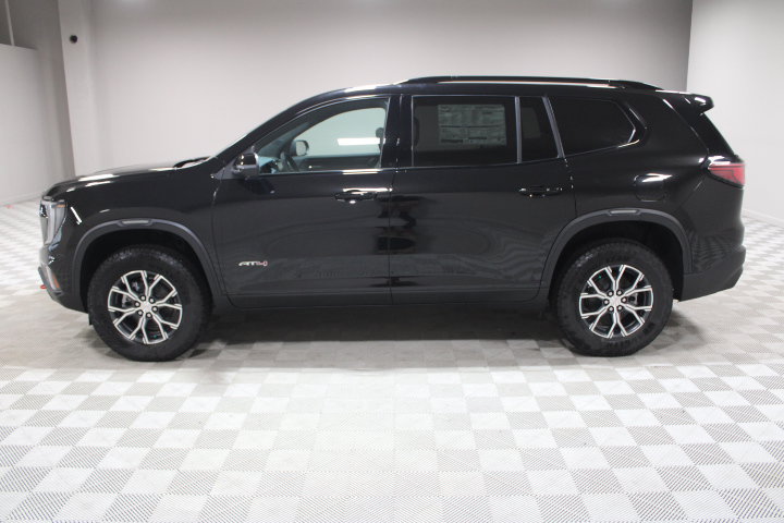 New 2026 GMC Acadia AT4 w/ Luxury Package AWD/4WD image 9