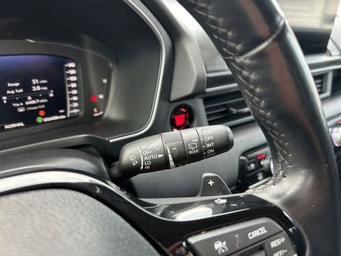 Used 2023 Honda Pilot Elite image 26