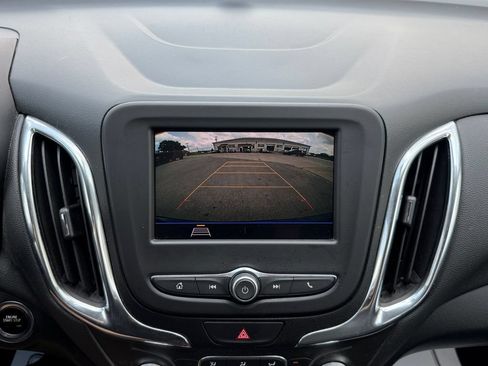 Used 2020 Chevrolet Equinox LT AWD/4WD image 18