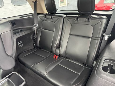 Used 2020 Lincoln Aviator Reserve w/ Equipment Group 202A image 11