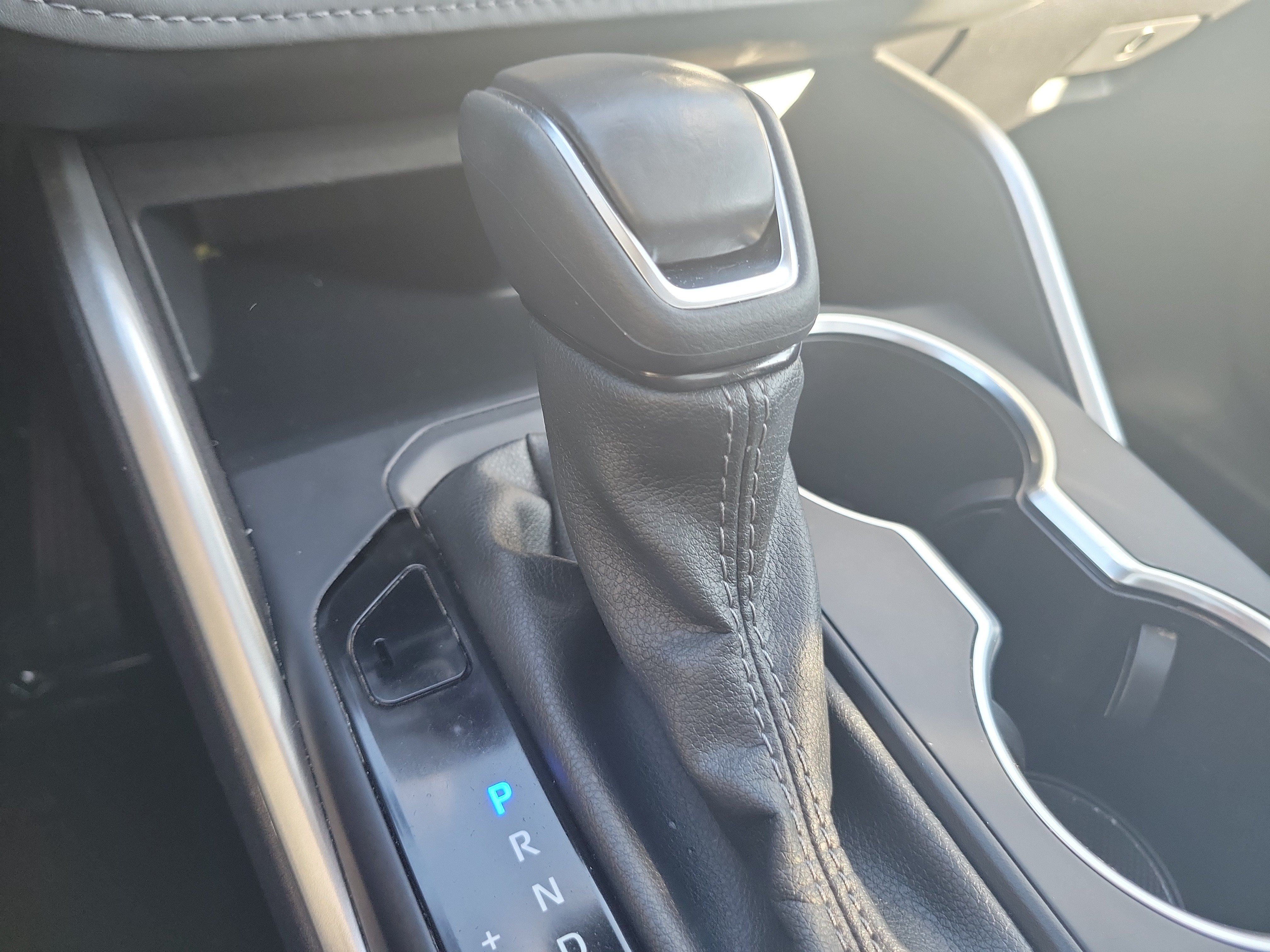 Used 2025 Toyota Highlander XLE FWD image 32