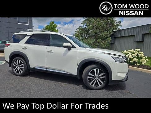 Certified 2023 Nissan Pathfinder Platinum AWD/4WD image 1