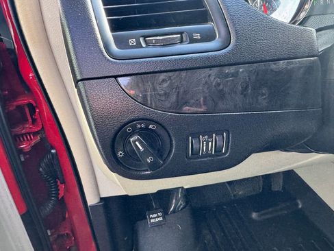 Used 2012 Dodge Grand Caravan Crew w/ Crew Value Pkg image 18