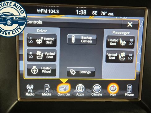 Used 2017 Jeep Grand Cherokee Overland AWD/4WD image 17