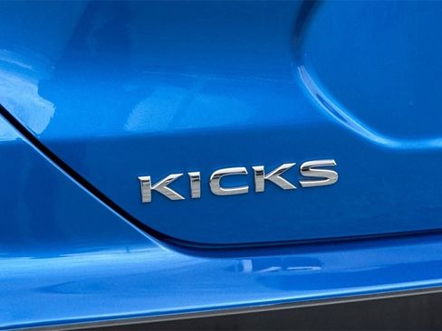 Used 2023 Nissan Kicks S image 26