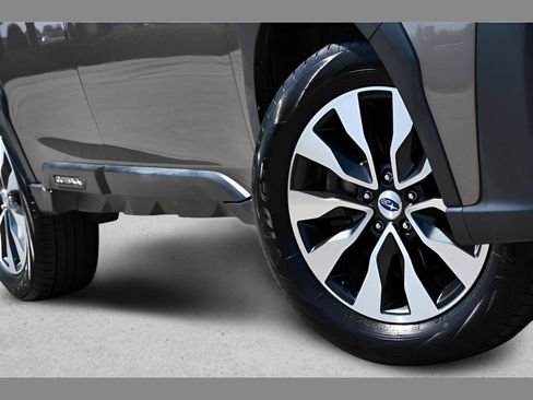 Certified 2024 Subaru Outback Limited AWD/4WD image 11