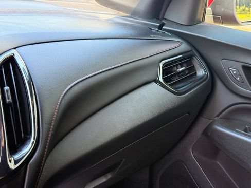 Used 2023 Chevrolet Equinox RS w/ RS Leather Package FWD image 19