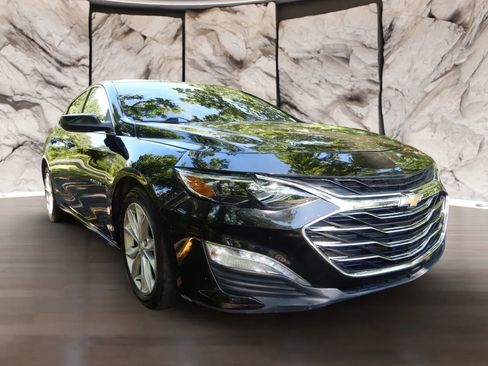 Used 2020 Chevrolet Malibu LT FWD image 4