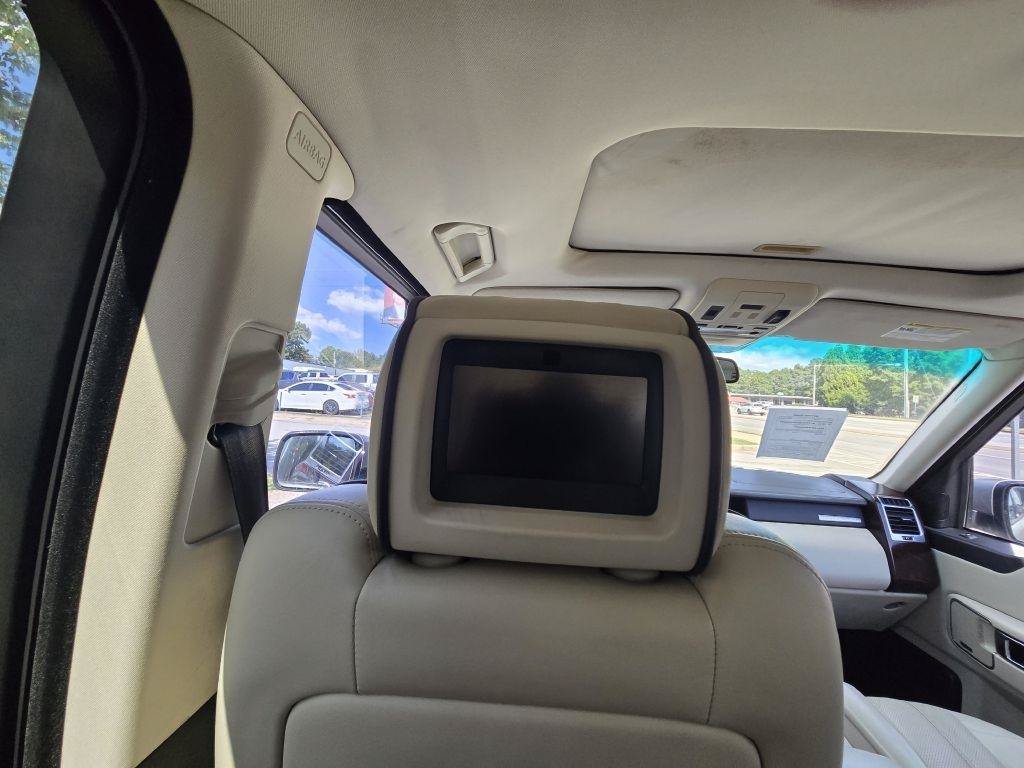 Used 2012 Land Rover Range Rover HSE LUX AWD/4WD image 20