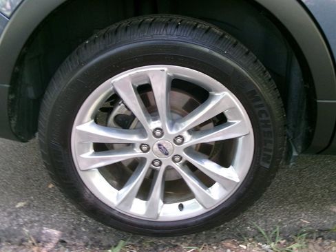 Used 2018 Ford Explorer Limited w/ Equipment Group 301A image 41