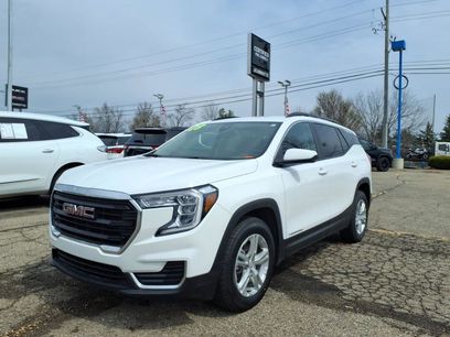 Used 2023 GMC Terrain SLE w/ Driver Convenience Package