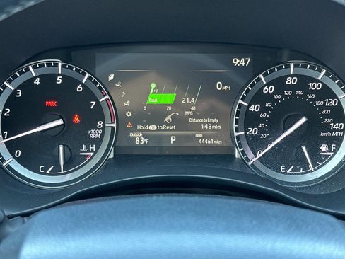 Used 2022 Toyota Highlander Limited AWD/4WD image 26