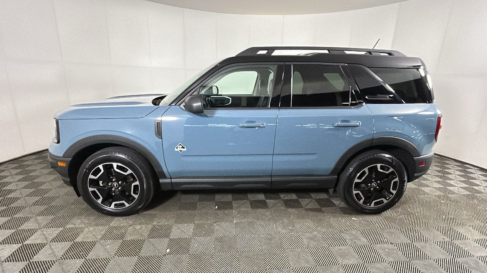 Used 2022 Ford Bronco Sport Outer Banks w/ Tech Package AWD/4WD image 7