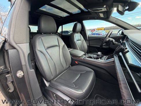 Used 2019 Audi Q8 Premium Plus w/ Premium Plus AWD/4WD image 36