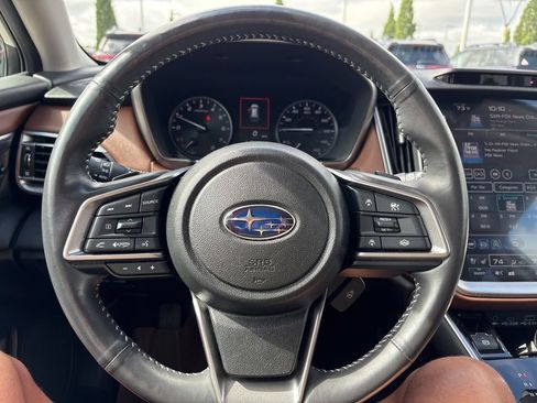 Used 2024 Subaru Outback Touring AWD/4WD image 2