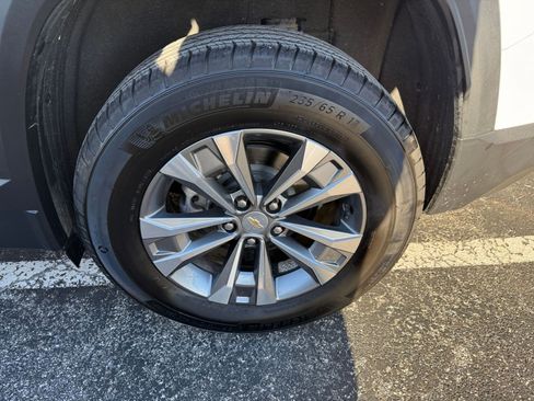 Used 2025 Chevrolet Equinox LT image 30