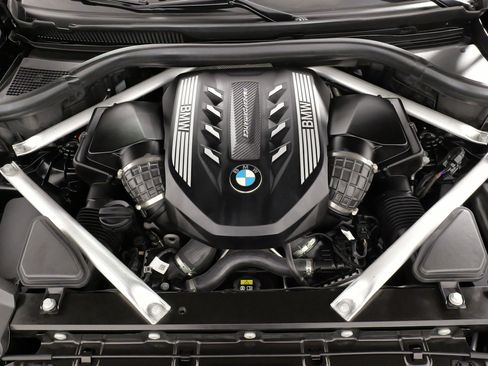 Used 2021 BMW X5 M50i w/ Premium Package image 67