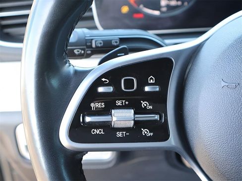 Used 2020 Mercedes-Benz GLE 350 4MATIC image 33