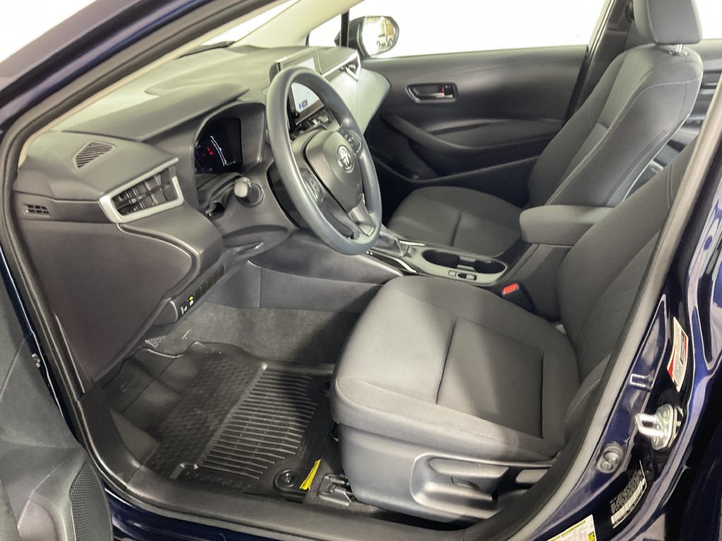 Used 2026 Toyota Corolla LE w/ LE Premium Package FWD image 17