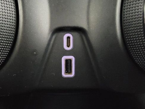 Used 2023 Chevrolet Blazer LT image 24