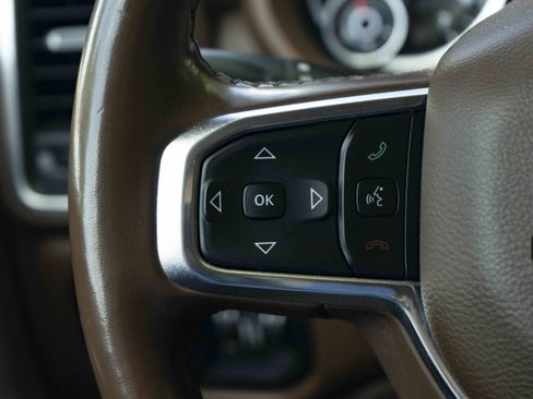 Used 2019 RAM 1500 Laramie AWD/4WD image 20