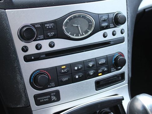 Used 2008 INFINITI G37 Journey w/ Premium Pkg image 23