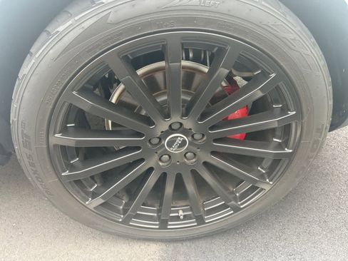 Used 2018 Land Rover Range Rover Sport SE image 16