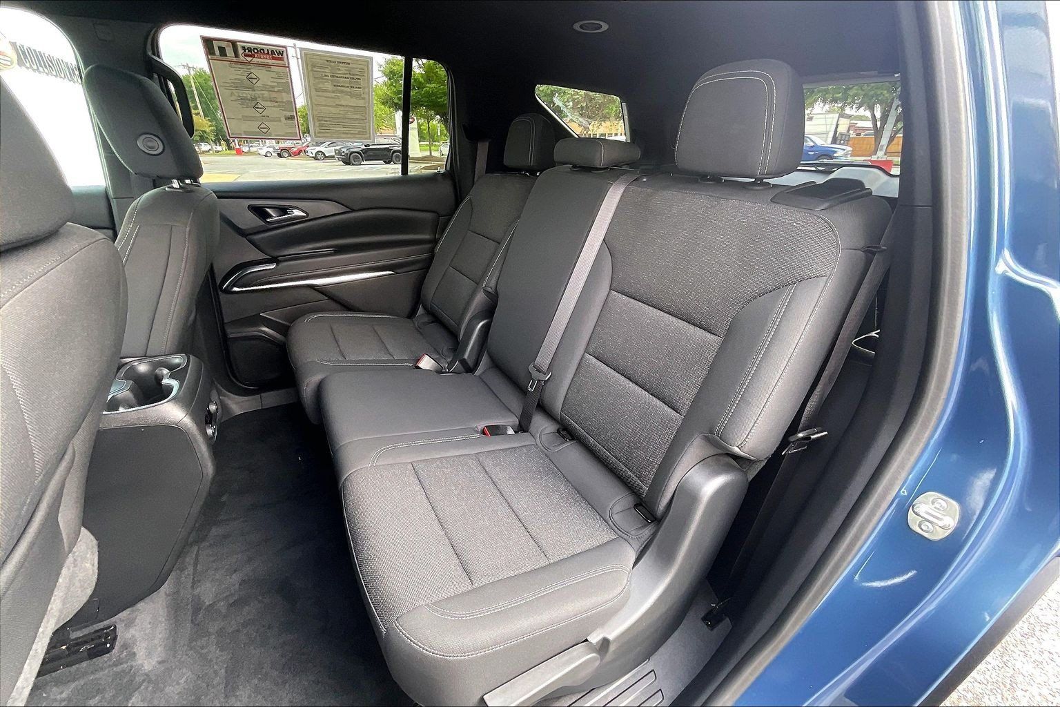 Used 2024 Chevrolet Traverse LS FWD image 30