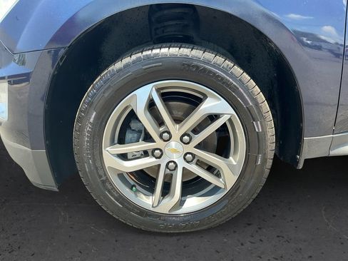 Used 2017 Chevrolet Equinox Premier w/ Enhanced Convenience Package FWD image 13