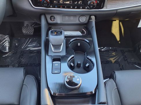 New 2026 Nissan Rogue Platinum w/ Tech Package image 17