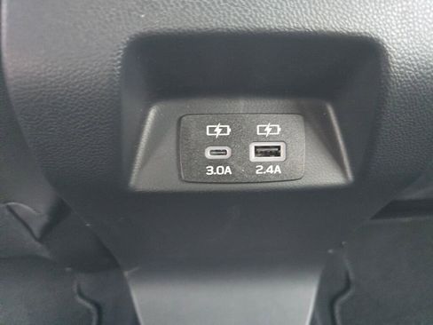 Used 2024 Subaru Crosstrek 2.0i Premium image 15