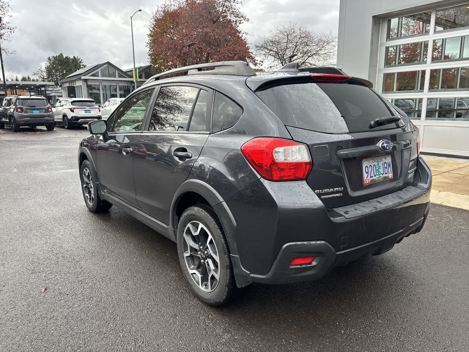 Used 2016 Subaru Crosstrek 2.0i Limited w/ Popular Package #2 AWD/4WD image 3