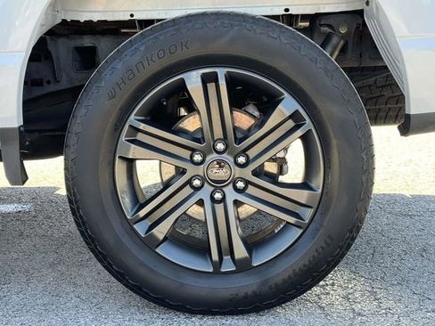 Used 2021 Ford F150 Lariat w/ Equipment Group 502A High AWD/4WD image 11