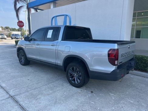 Used 2024 Honda Ridgeline Sport image 6