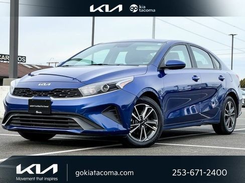 Certified 2024 Kia Forte LXS image 1