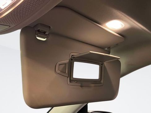 Certified 2020 Mercedes-Benz GLE 450 4MATIC image 33