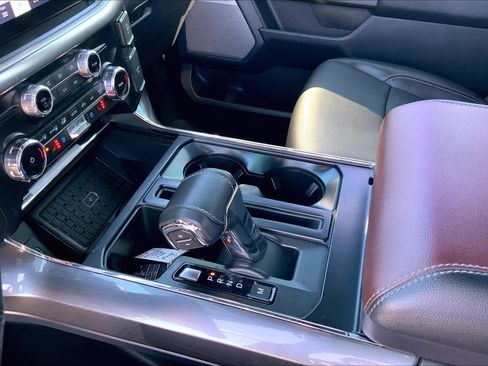 Certified 2023 Ford F150 Lariat w/ Equipment Group 502A High image 17