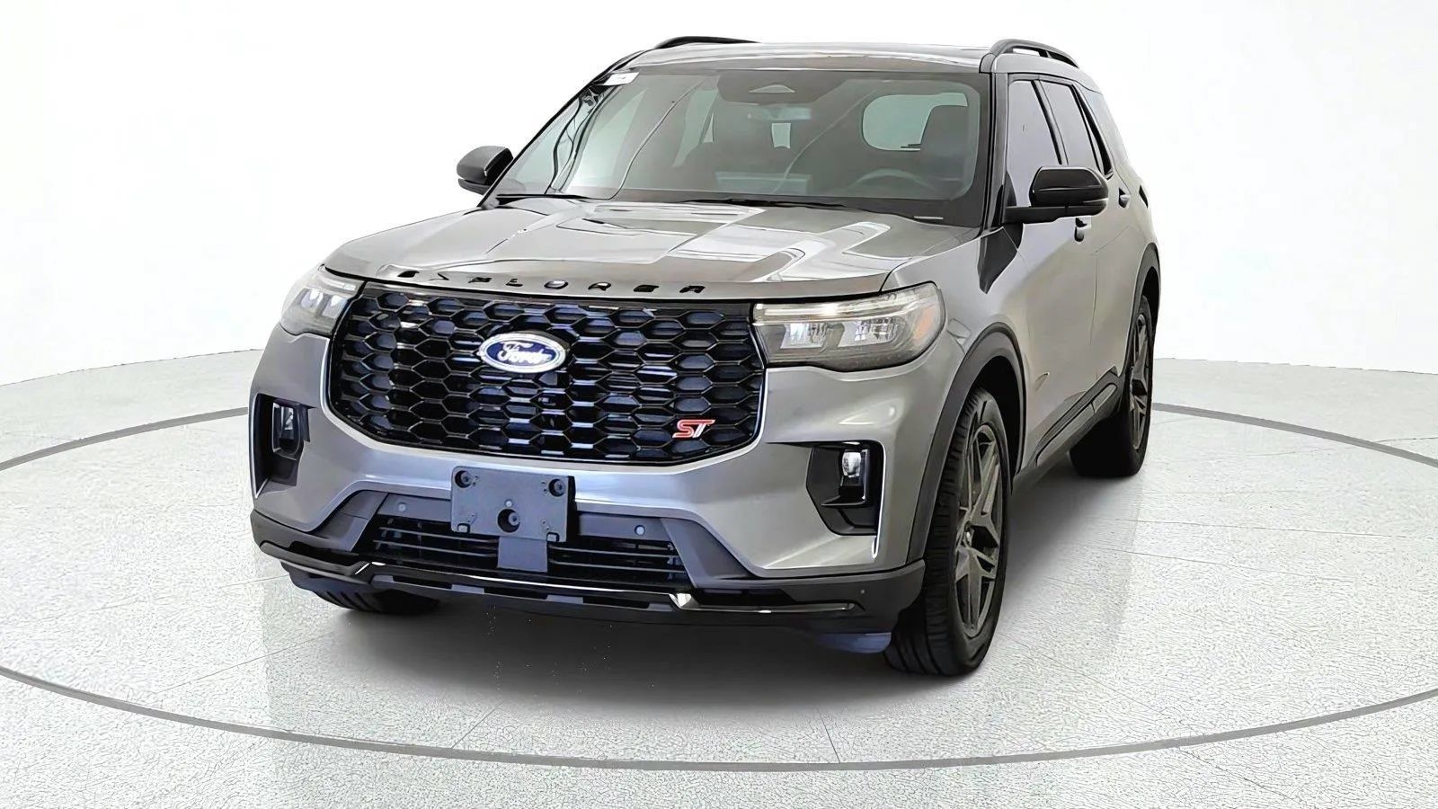 Used 2025 Ford Explorer ST w/ Sun And Sound Package RWD image 3