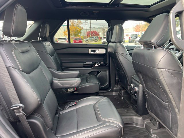 Used 2021 Ford Explorer ST w/ ST Street Pack AWD/4WD image 14