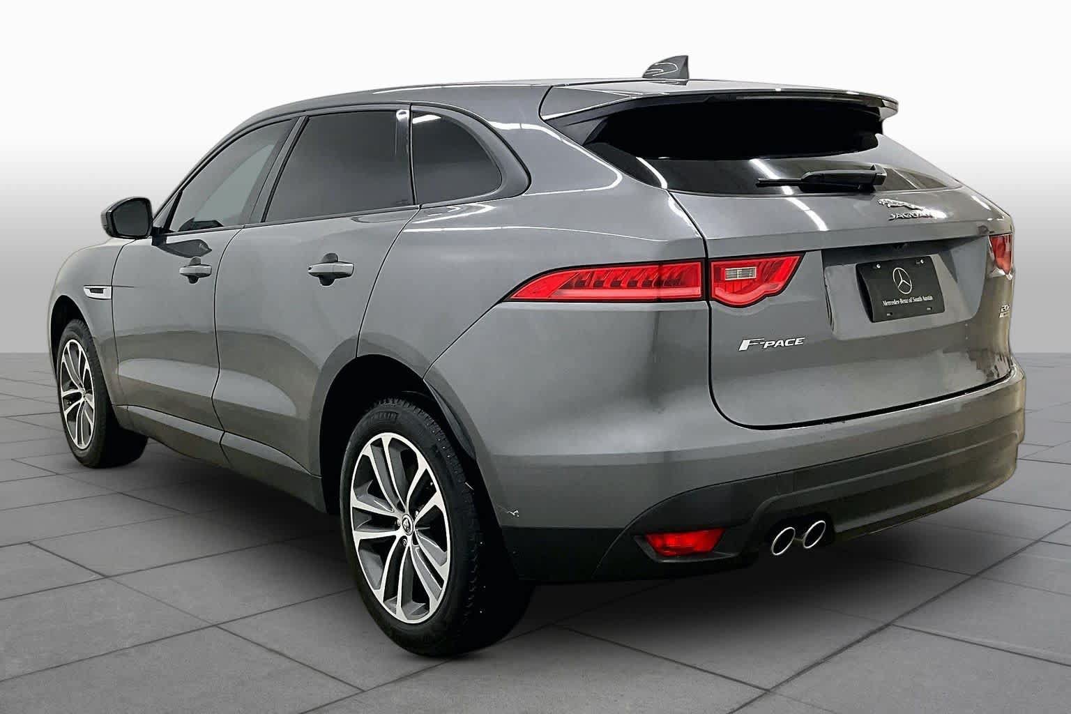 Used 2017 Jaguar F-PACE Premium AWD/4WD image 12