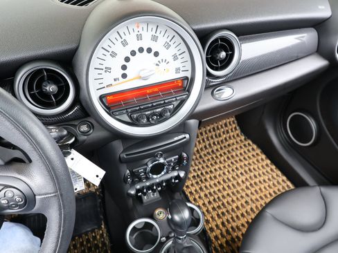 Used 2013 MINI Cooper S w/ Premium Pkg image 36