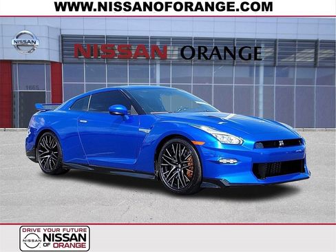 Used 2024 Nissan GT-R Premium w/ Premium Interior Package image 1
