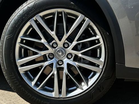 Used 2023 Acura MDX SH-AWD w/ Advance Package image 11